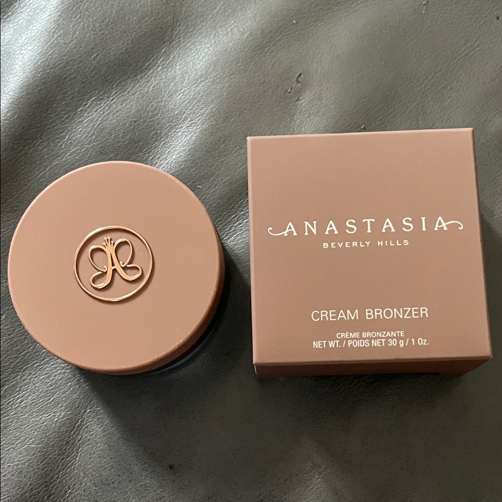 Anastasia Beverly Hills Cream Bronzer - Warm Brown